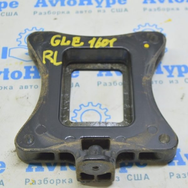 Пластина фаркопа левая Mercedes GLE-class C292 16-19 купе (с фаркопом в сборе) A2926100100