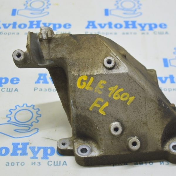 Кронштейн подушки двигателя левый Mercedes GLE-class C292 15-19  3.0 A 276 223 39 04