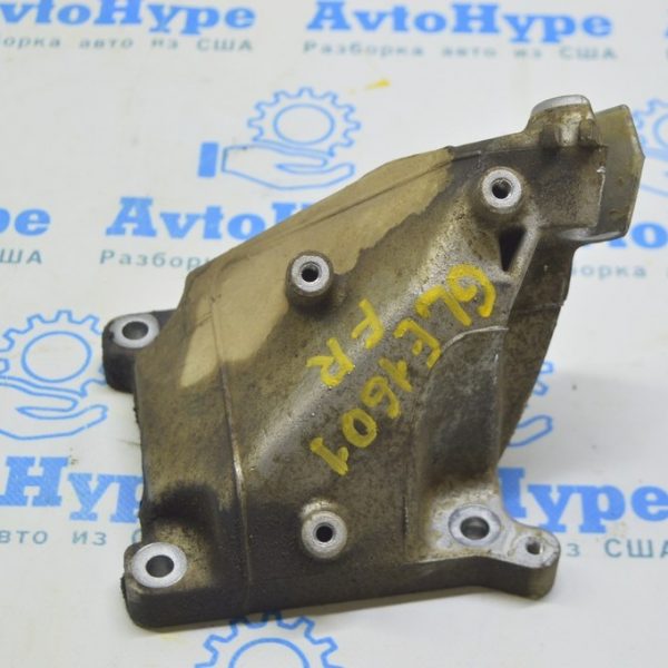 Кронштейн подушки двигателя правый Mercedes GLE-class C292 15-19  3.0 A 276 223 06 04