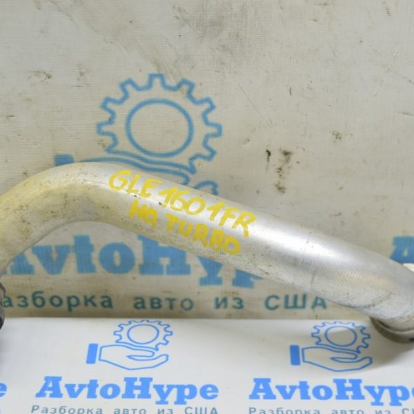 Патрубок интеркулера правый первый Mercedes GLE-class C292 15-19 3.0 резина A2760941391