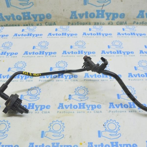 Клапан вентиляции топливного бака Mercedes GLE-class C292 15-19 3.0 A0014700993