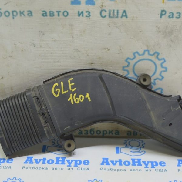 Воздухоприемник правый Mercedes GLE-class C292 15-19 3.0, задняя часть 2760902637