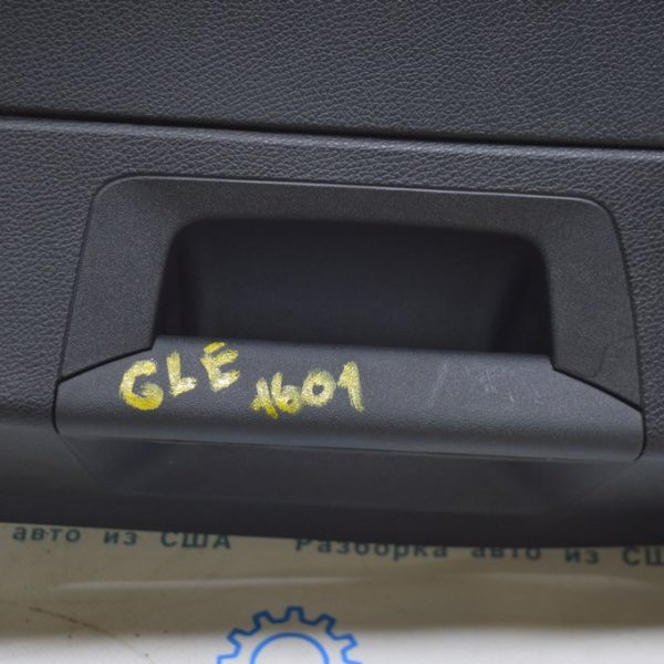 Ручка в обшивке двери багажника Mercedes GLE-class C292 12-19 A 204 743 16 72