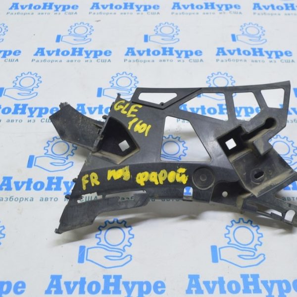 Кронштейн фары перед прав Mercedes GLE-class C292 12-19 A2926200200