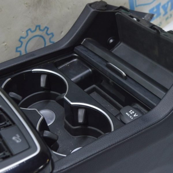 Подстаканник центральной консоли  Mercedes GLE-class C292 12-19 черный, с подогревом A 166 680 62 02