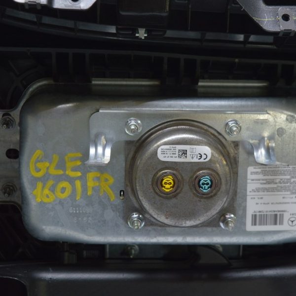 Подушка безопасности airbag пассажирская (в торпеде) Mercedes GLE-class C292 12-19 A 166 860 24 02