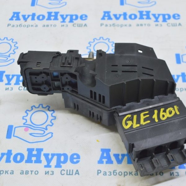 Блок предохранителей подкапотный правый Mercedes GLE-class C292 12-19 (01) A1665405202