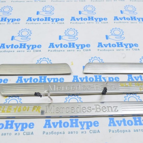 Накладка порога внешн зад прав Mercedes GLE-class C292 16-19 купе, хром A 292 686 02 36