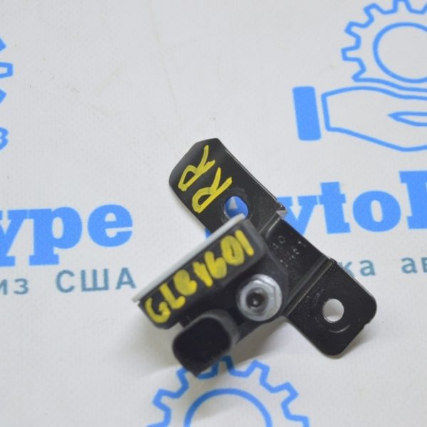 Датчик подушки безопасности задний прав Mercedes GLE-class C292 12-19 A 000 905 76 00