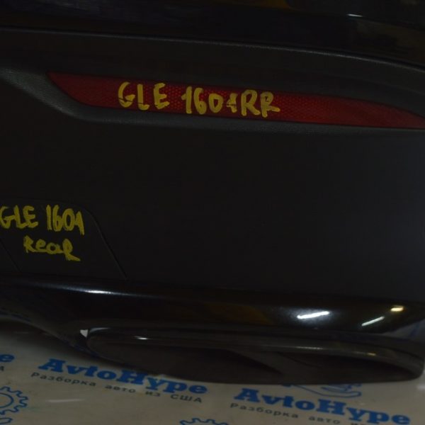 Заглушка буксир крюка заднего бампера Mercedes GLE-class C292 12-19 (с бампером в сборе) A 292 885 44 22