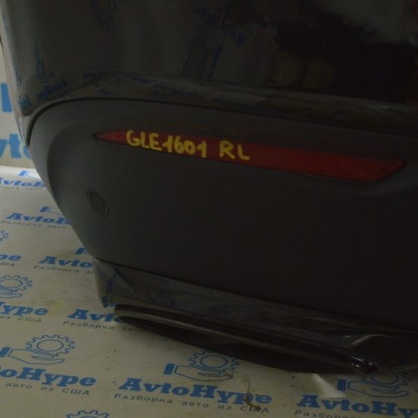 Кронштейн насадки выхлопной трубы зад лев Mercedes GLE-class C292 12-19 (с бампером в сборе) A 292 885 33 00