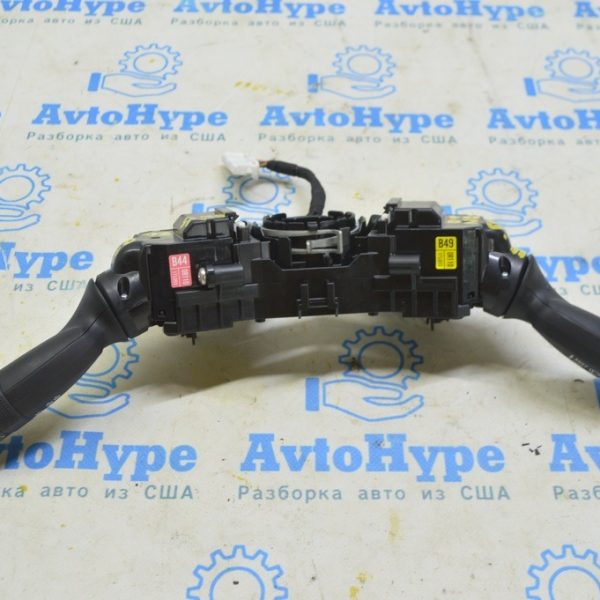 Подрулевой переключатель правый Toyota Highlander 20- 84652-0R100_x000D_
84652