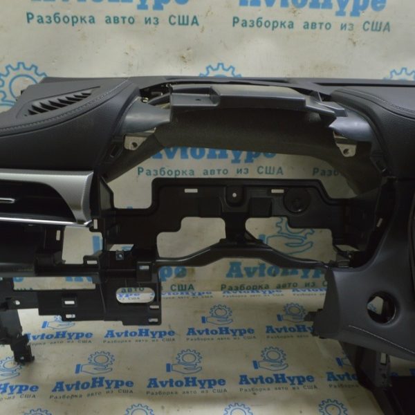 Накладка передней панели с воздуховодом левая Toyota Highlander 20- 55650-0E110