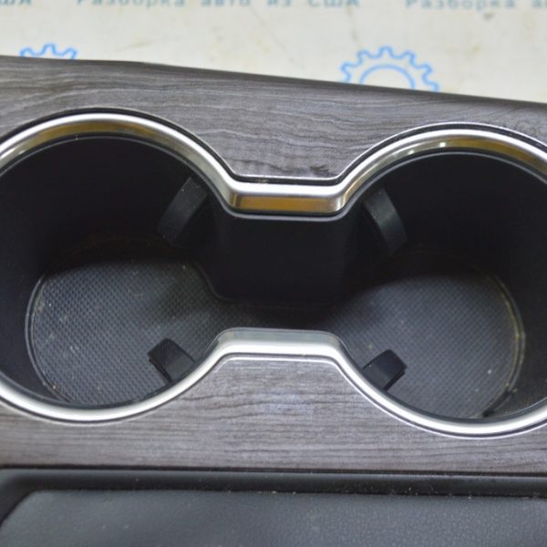 Подстаканник Toyota Highlander 20-22 55618-0E230