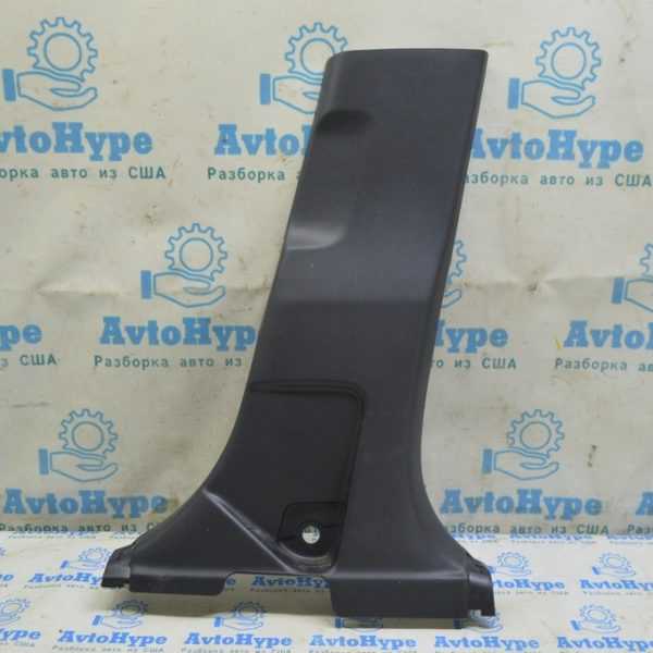 Накладка центральной стойки нижняя правая Toyota Highlander 20- черная 62413-0E070-C0