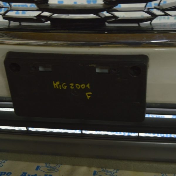 Площадка переднего номера Toyota Highlander 20- 52114-0E160