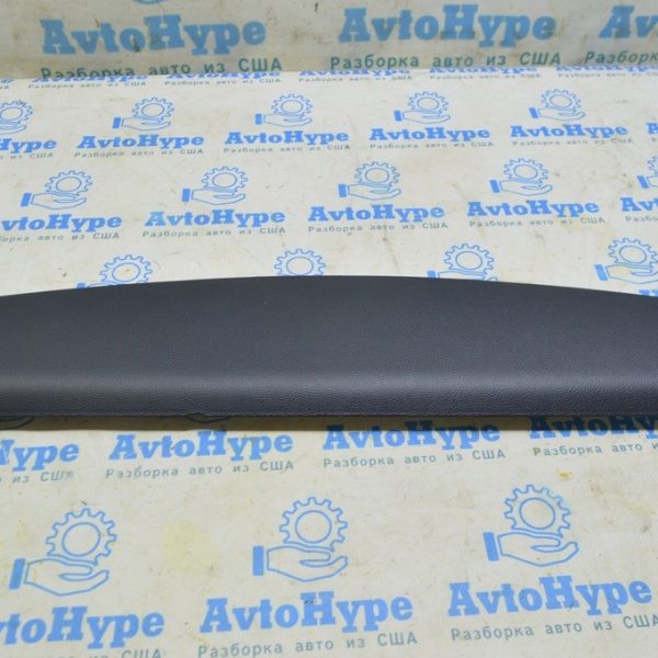 Обшивка двери багажника верх Toyota Highlander 20- черная 64783-0E070-C0