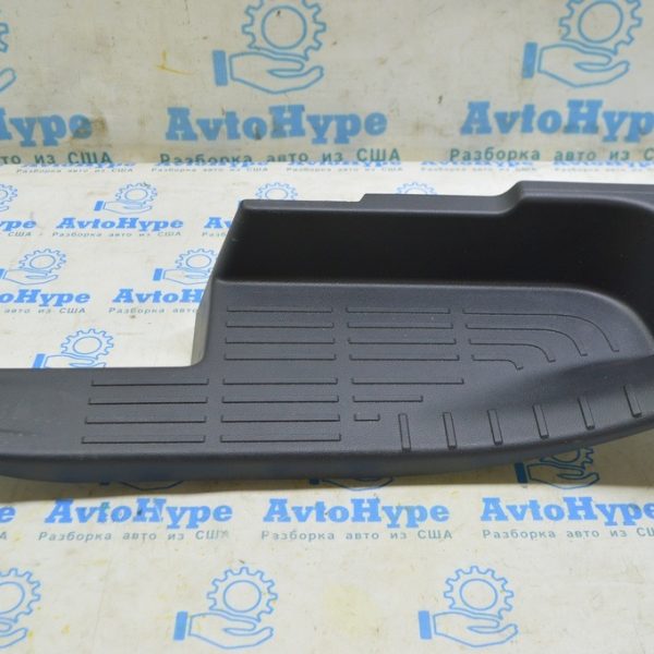 Накладка порога задняя левая Toyota Highlander 20- черная 67918-0E090-C0