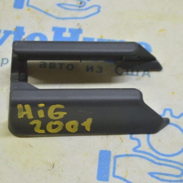 Накладка салазки водительского сиденья зад лев Toyota Highlander 20- черн 72137-02370