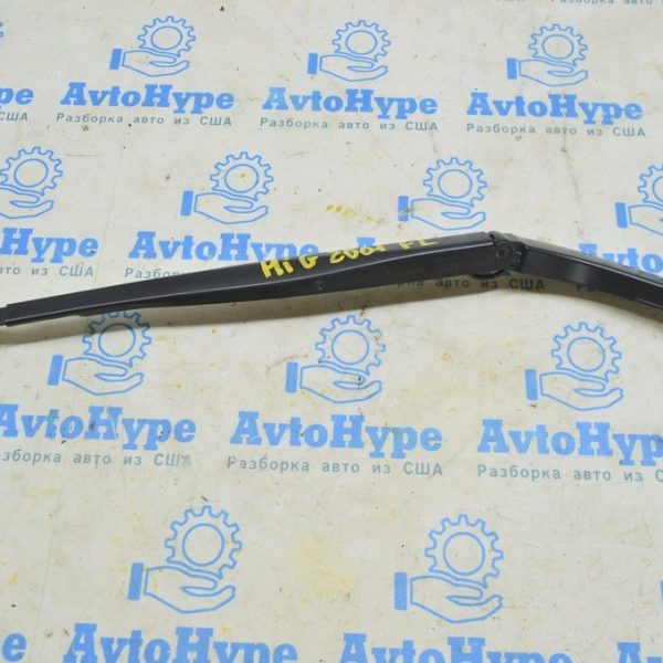 Поводок дворника левый Toyota Highlander 20- 85221-0E100