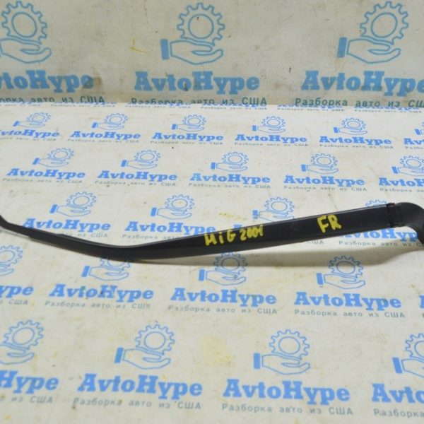 Поводок дворника правый Toyota Highlander 20- 85211-0E090