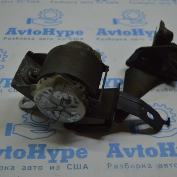 Ремень безопасности 3-го ряда зад прав Toyota Highlander 14- серый  (03) деф. под химчистку 73560-0E060-B0