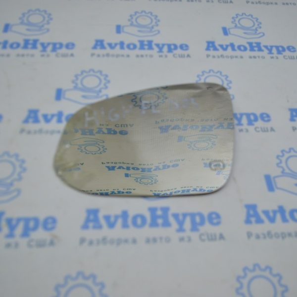 Зеркальный элемент (вкладыш) левый Toyota Highlander 14- (03) 87940-0E133