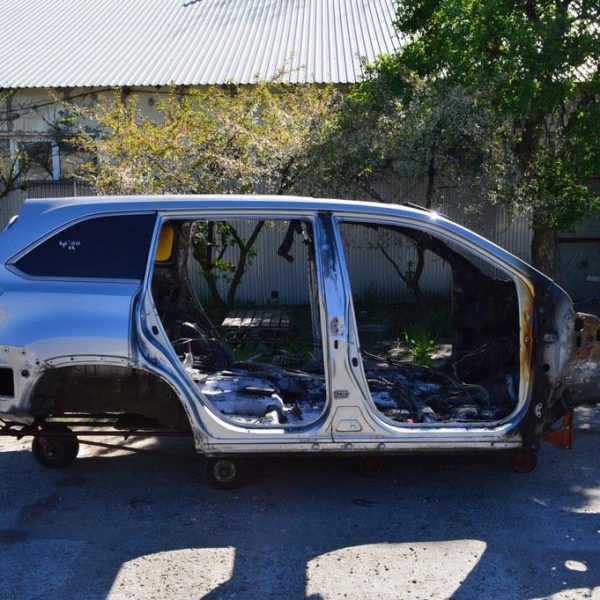 Четверть крыло задняя правая Toyota Highlander 14- (03) графит на кузове 616110E090