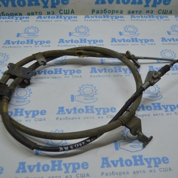 Трос стояночного тормоза прав Toyota Highlander 14- 46420-0E060