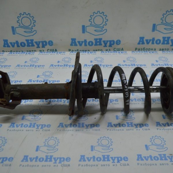 Пружина перед прав Toyota Highlander 14- 3.5 AWD (03) 48131-0e190