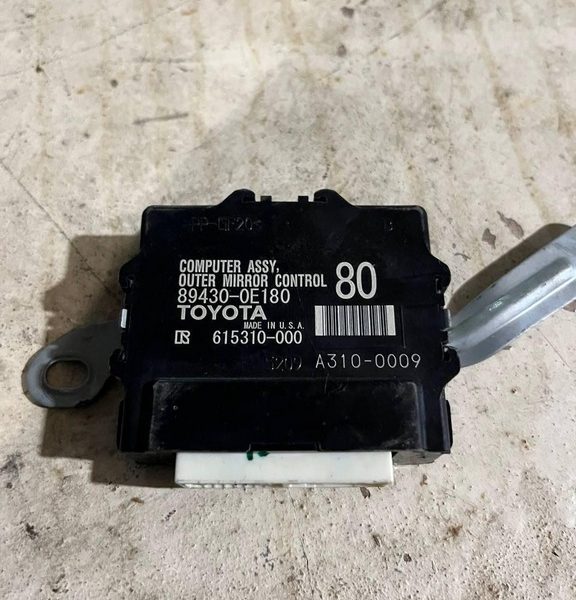 Computer assy, outer mirror control Toyota Highlander 20- (01) перед лев 89430-0E180