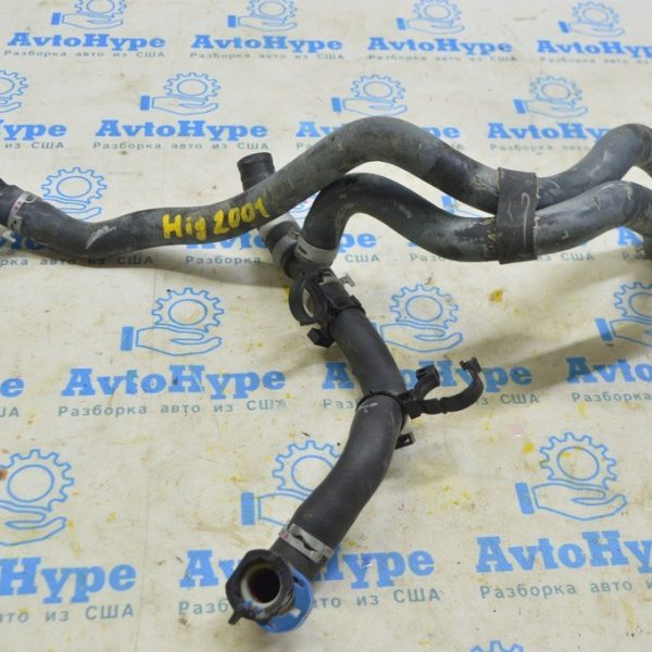 Тройник системы охлаждения с патрубками Toyota Highlander 20-22 3.5 первый 16278-25030