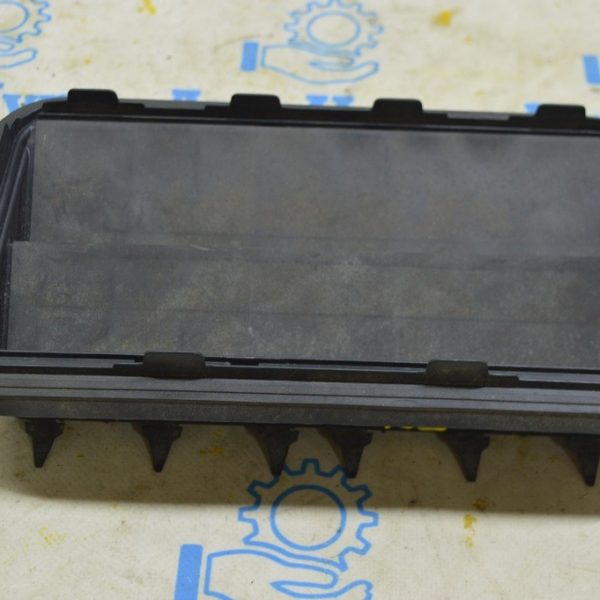 Щиток вентиляции левый Toyota Highlander 20- 62940-0E060