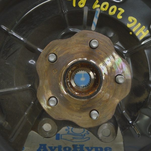 Ступица задняя левая Toyota Highlander 20- AWD (01) 42410-0E031