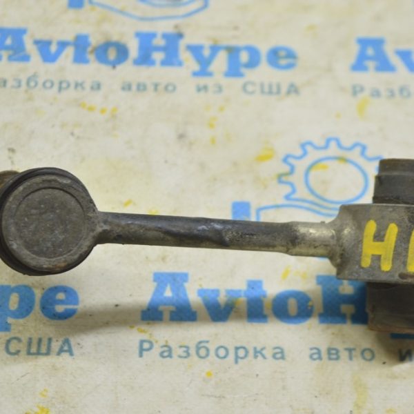 Тяга заднего стабилизатора левая Toyota Highlander 20- (01) 48830-0E050