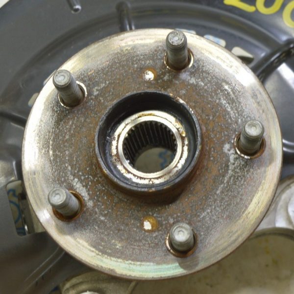 Ступица передняя правая Toyota Highlander 20- (01) 43550-0E020