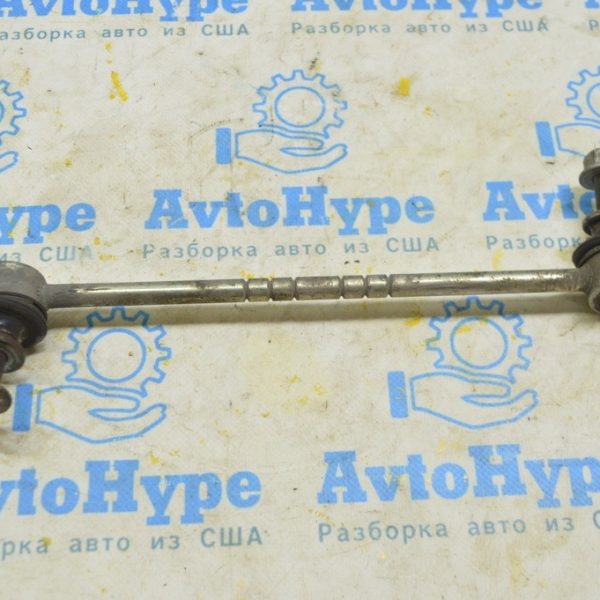Тяга переднего стабилизатора правая Toyota Highlander 20- (01) 48820-0R050
