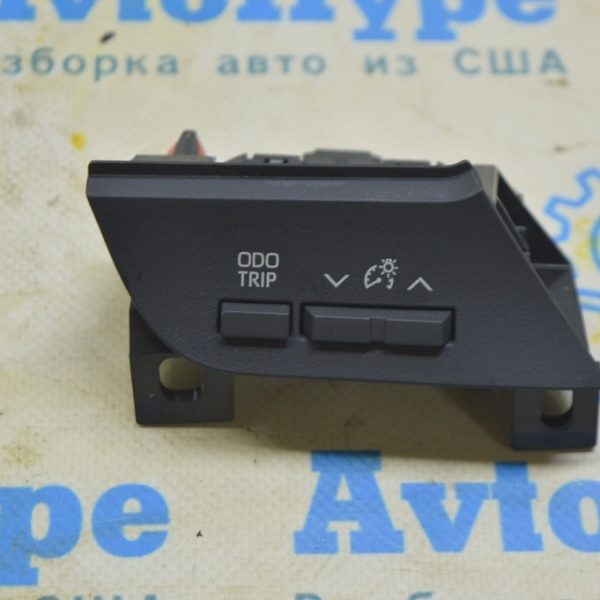 Кнопки управления подсветки приборов Toyota Highlander 20-22 84975-0E020