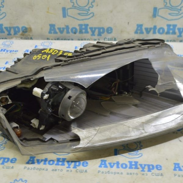 Фара передняя правая Audi A8 D3 03-09 (01) разбито стекло , на запчасти 4E0941030P