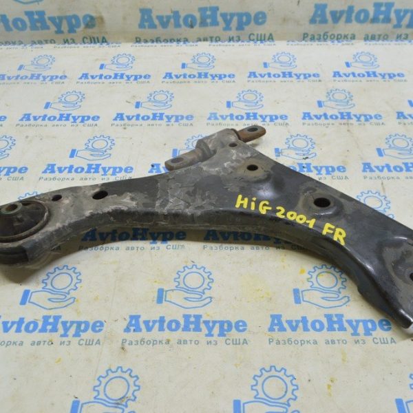 Рычаг нижний передний правый Toyota Highlander 20- (01) 48068-0E070