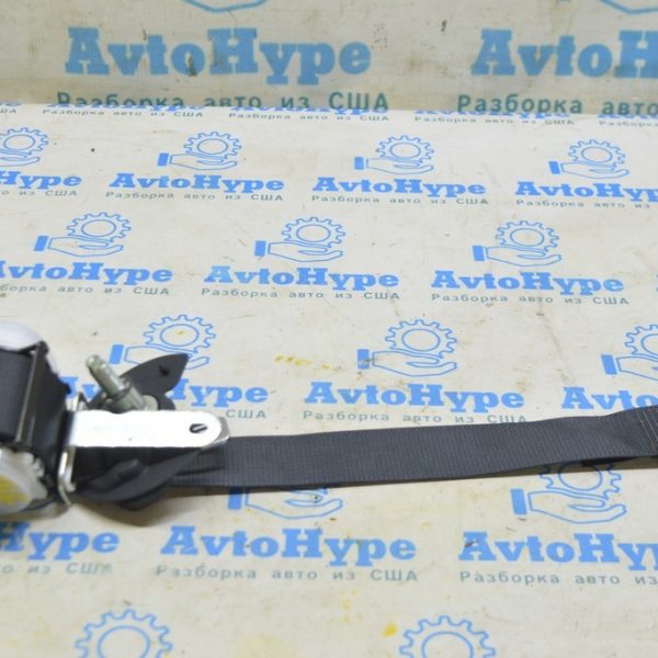 Ремень безопасности 2-го ряда задний левый Toyota Highlander 20- черный 73370-0E120-B2