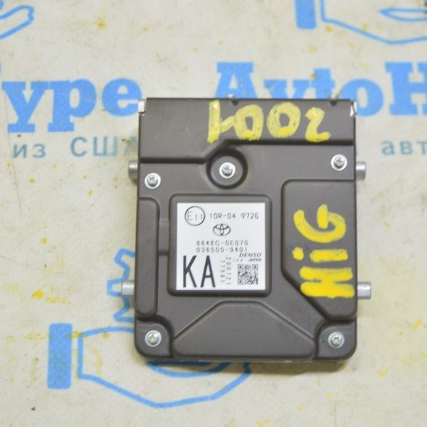 Камера слежения за полосой Toyota Highlander 20-22 на лобовом (01) 8646C-0E070