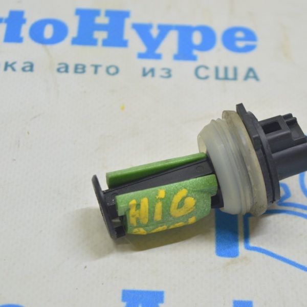 Датчик уровня жидкости бачка омывателя Toyota Highlander 20- 85397-52100