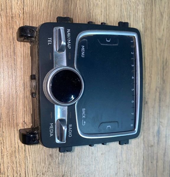 Консоль управления мультимедийной с-мой MMI Touchpad Control Unit High /   Audi Q7 4M 15- 4M0919615D