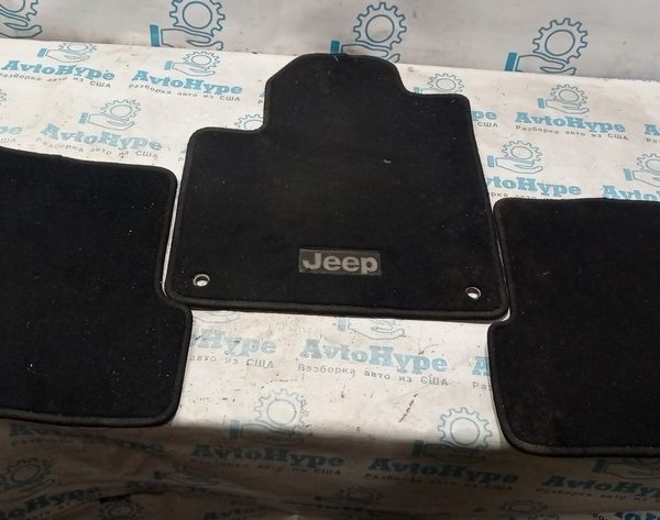 Комплект ковриков салона Jeep Cherokee KL 14- тряпка черн ТОЛЬКО 3ШТ 82213989