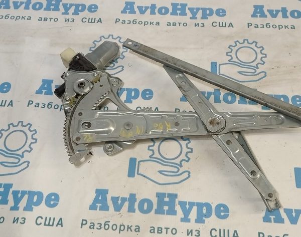 Стеклоподъемник с мотором зад лев Nissan Rogue 14- 82721-4BA2A