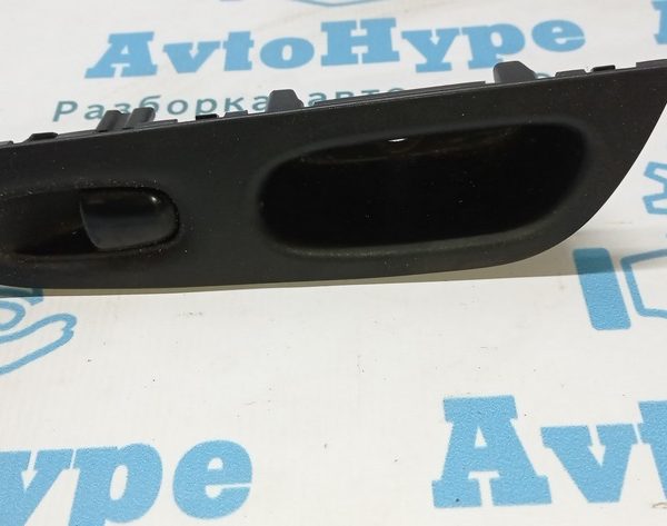 Управление стеклоподъемником зад прав Nissan Rogue 14- 25411-1KL5C