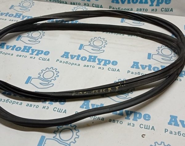 Уплотнитель (резина) двери багажника Nissan Rogue 14- (05) деф 90830-4CC0B