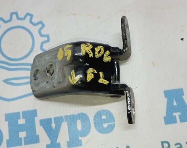 Петля двери нижняя перед лев Nissan Rogue 14- 80401-JN00A