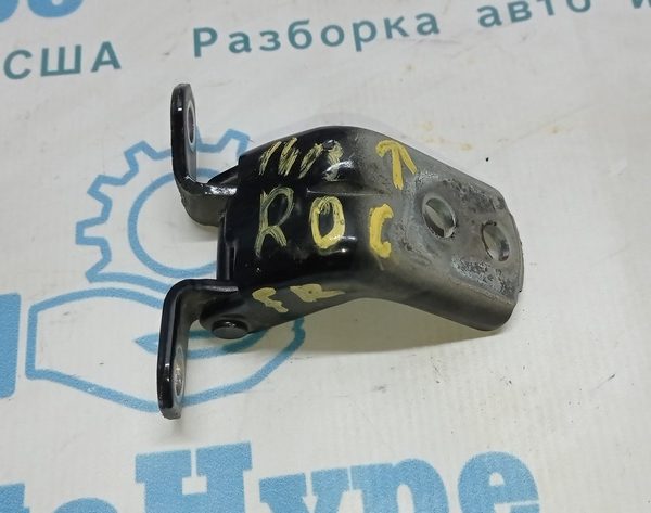 Петля двери верхняя перед прав Nissan Rogue 14- 80400-JN00A